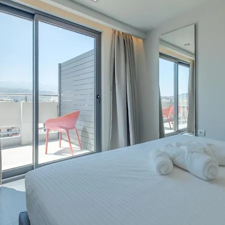 Sky-high Penthouse W. Stunning Views - 02 La Canée